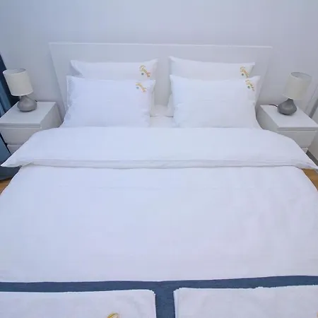 Odiva アパート ズラティボール